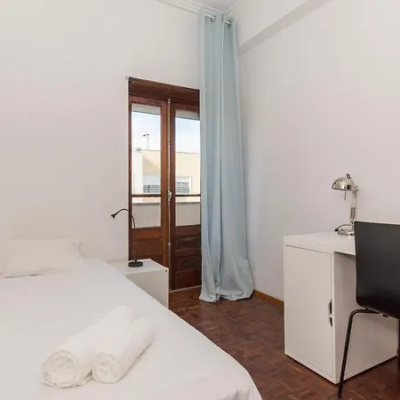 Apartment Houze_apartment W/ Terrace, Perfect For Surfers! Costa da Caparica